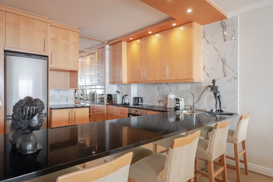 1 Bedroom Property for Sale in Mouille Point Western Cape